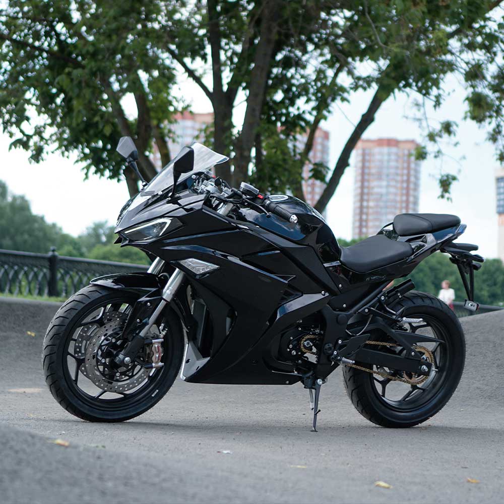 Yamaha R3 Black центральный двигатель "MacRais" купить в Москве Цена